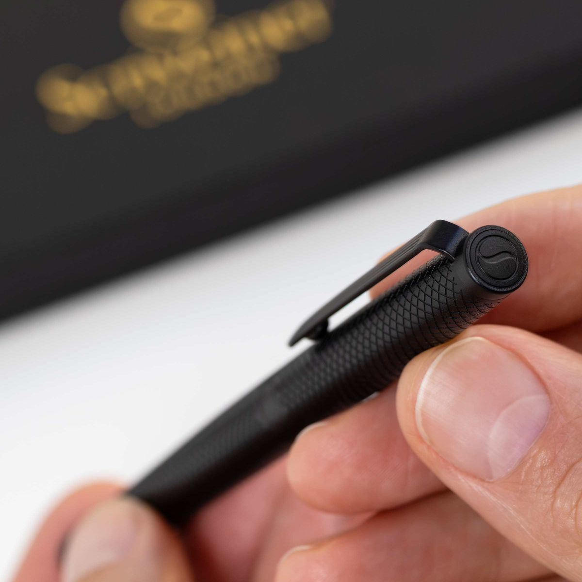 Scriveiner Premium Daily Black Carved Rollerball Pen