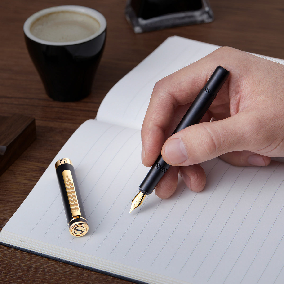 Stylo plume Scriveiner Pocket Pen noir or - Pointe moyenne